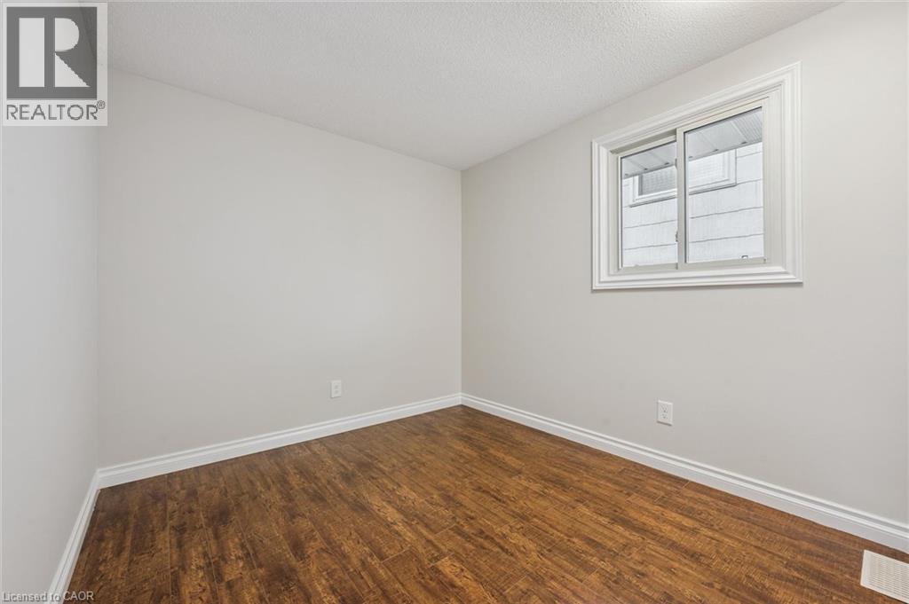 35 Pepperwood Crescent, Kitchener, Ontario  N2A 2R4 - Photo 17 - 40856397