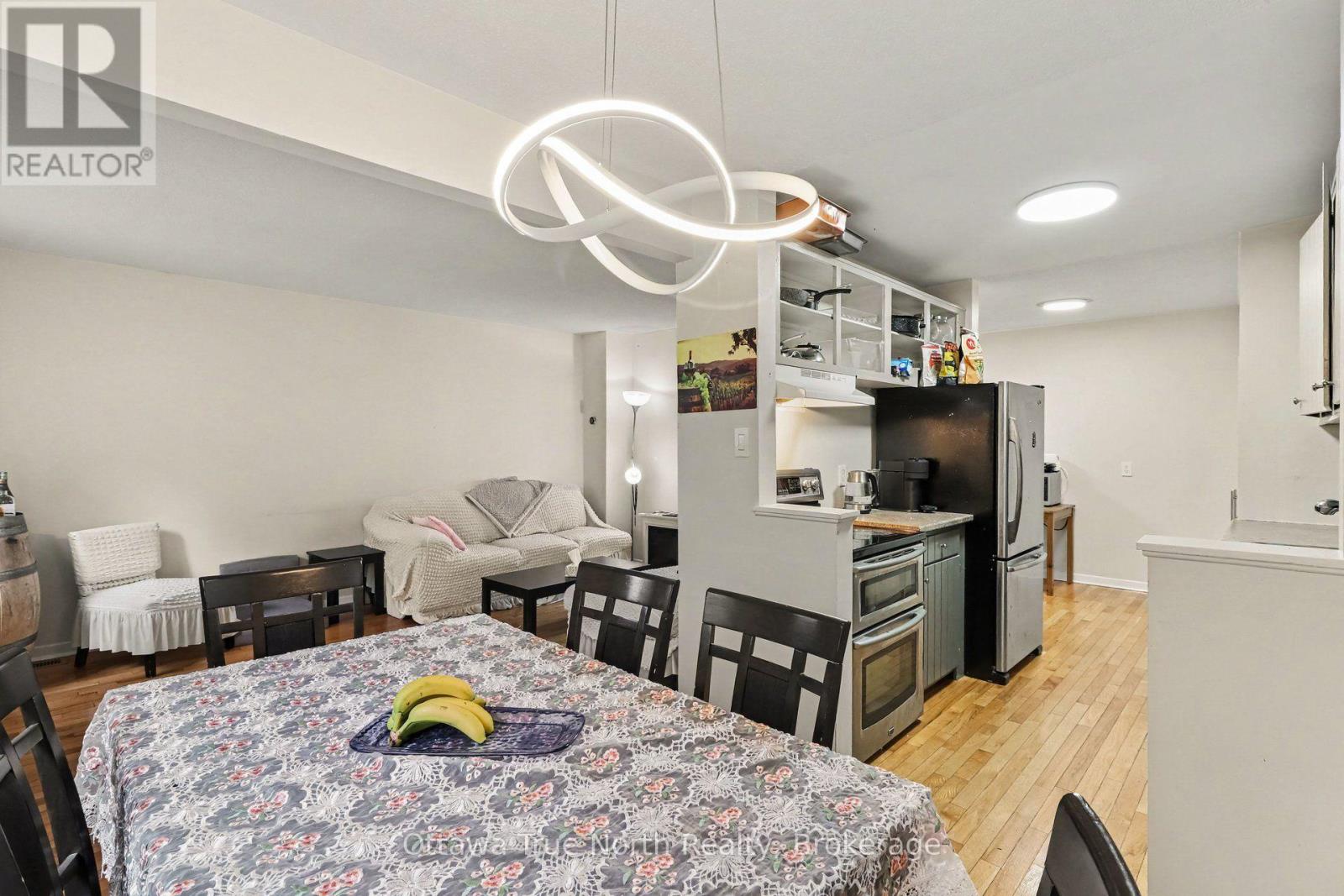 132 - 2093 Orient Park Drive, Ottawa, Ontario  K1B 4W1 - Photo 4 - X14087660