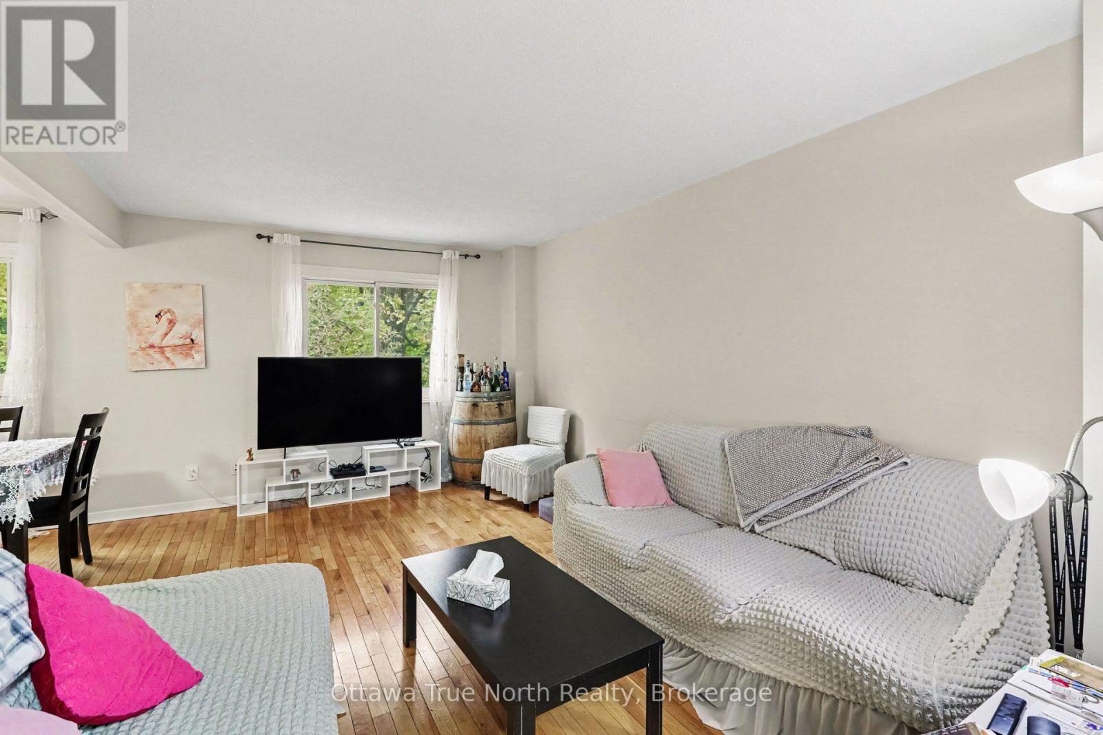 132 - 2093 Orient Park Drive, Ottawa, Ontario  K1B 4W1 - Photo 6 - X14087660