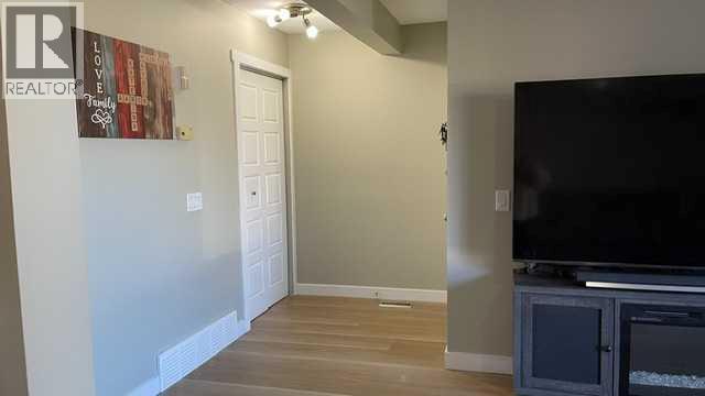 44 Falwood Crescent NE, Calgary, Alberta  T3J 1E3 - Photo 5 - A2351957