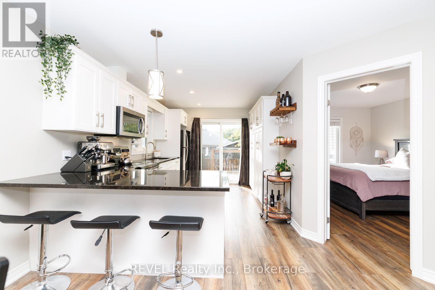 115 Oakland Avenue, Welland (Broadway), Ontario  L3C 2B9 - Photo 11 - X14087560