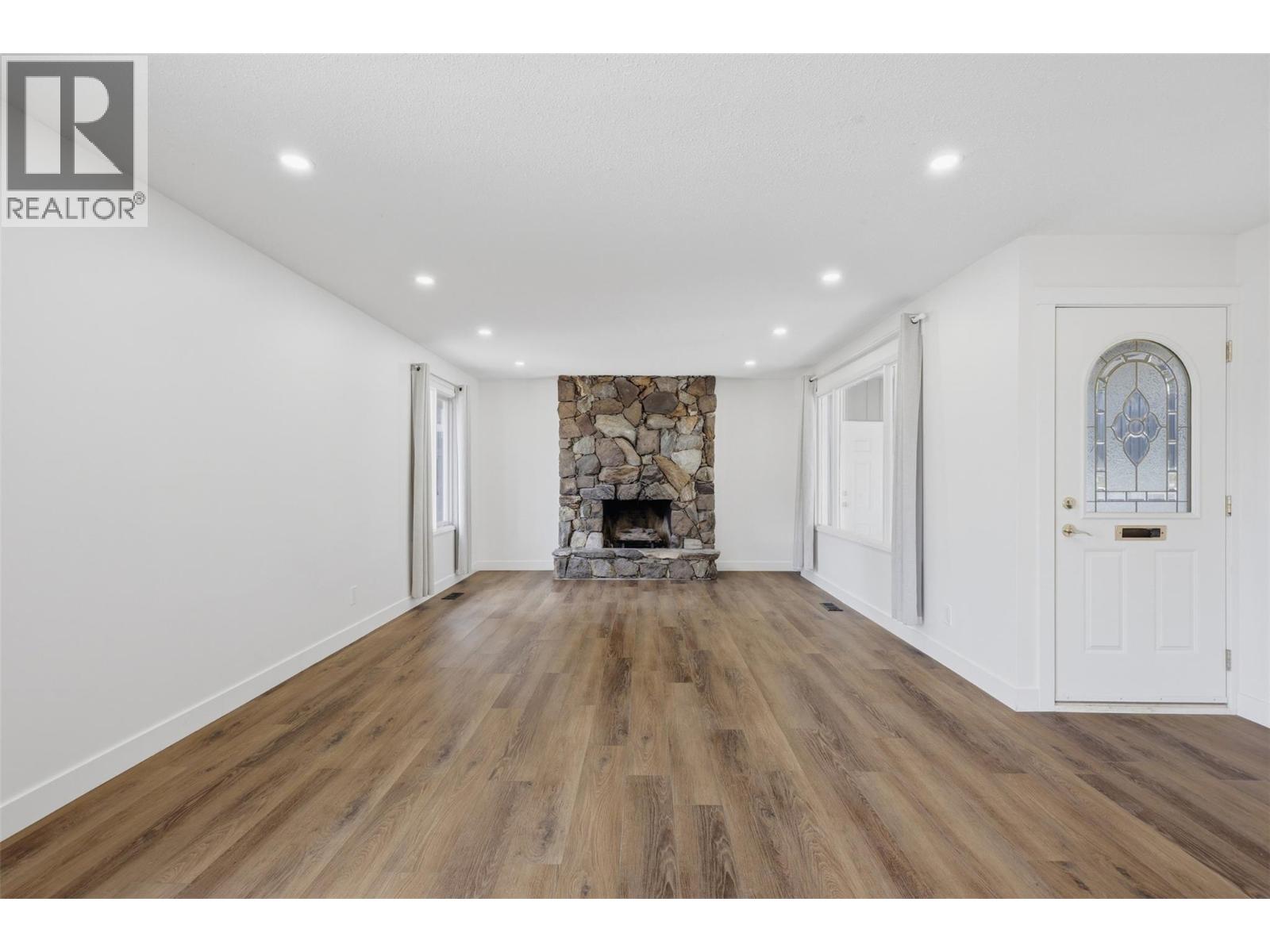 990 Todd Road, Kamloops, British Columbia  V2C 5B2 - Photo 7 - 10403567