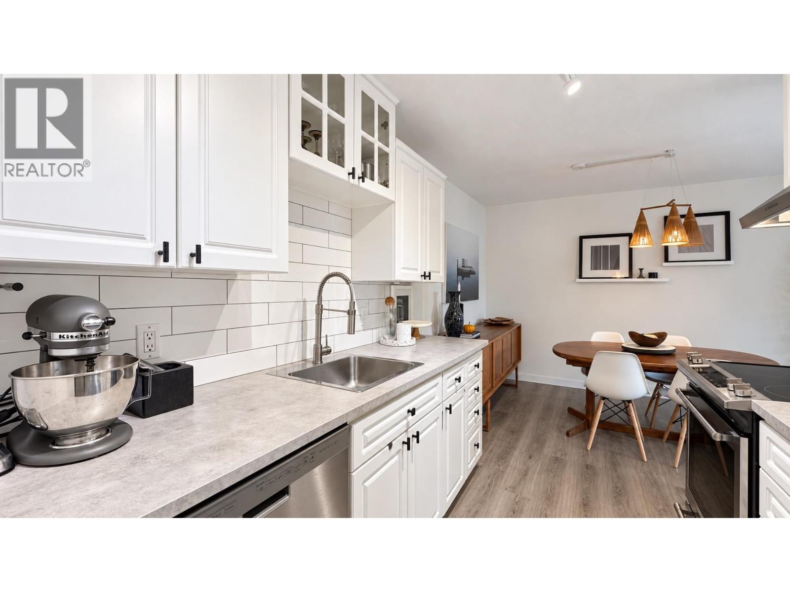204 1610 Chesterfield Avenue, North Vancouver, British Columbia  V7M 2N7 - Photo 12 - R3176038