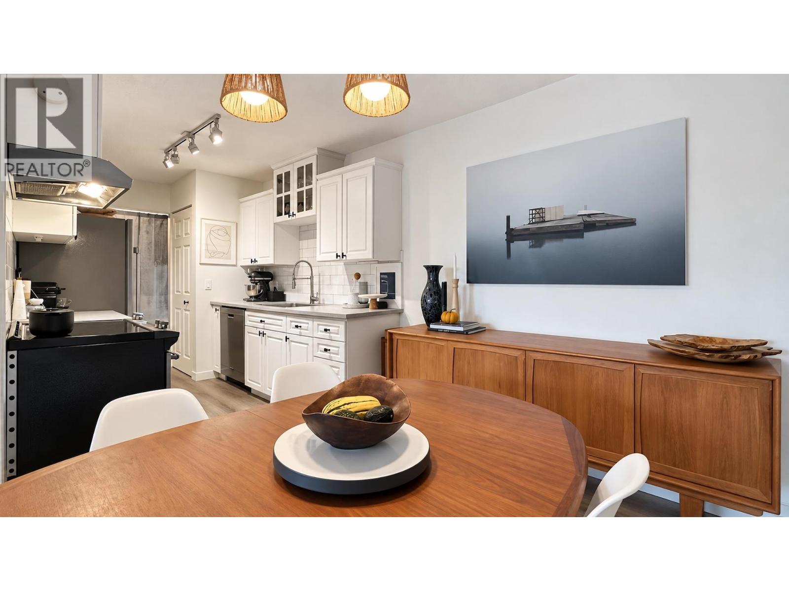 204 1610 Chesterfield Avenue, North Vancouver, British Columbia  V7M 2N7 - Photo 8 - R3176038