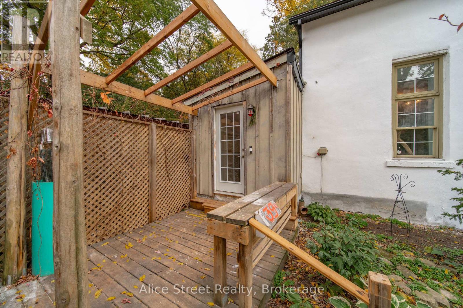 39 Arthur Street N, Guelph, Ontario  N1E 4T7 - Photo 6 - X14087636