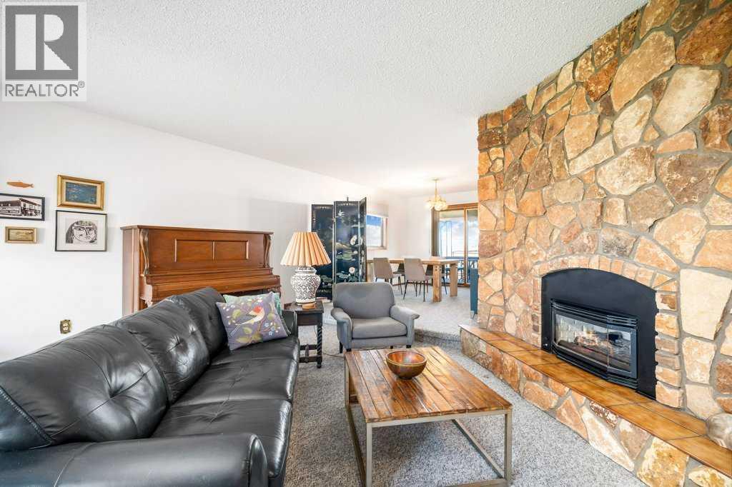 80 East Glen Drive SE