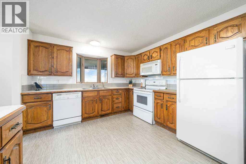 80 East Glen Drive SE