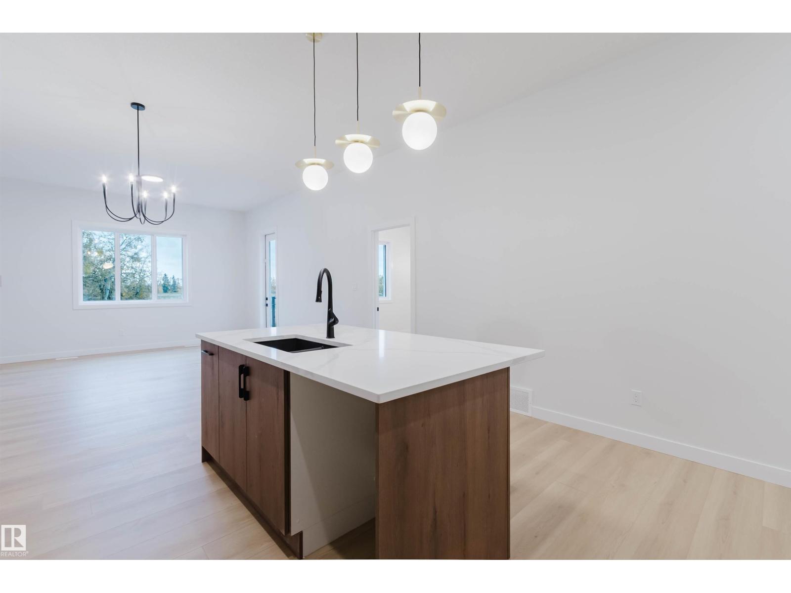 213 EDGEMONT GR NW