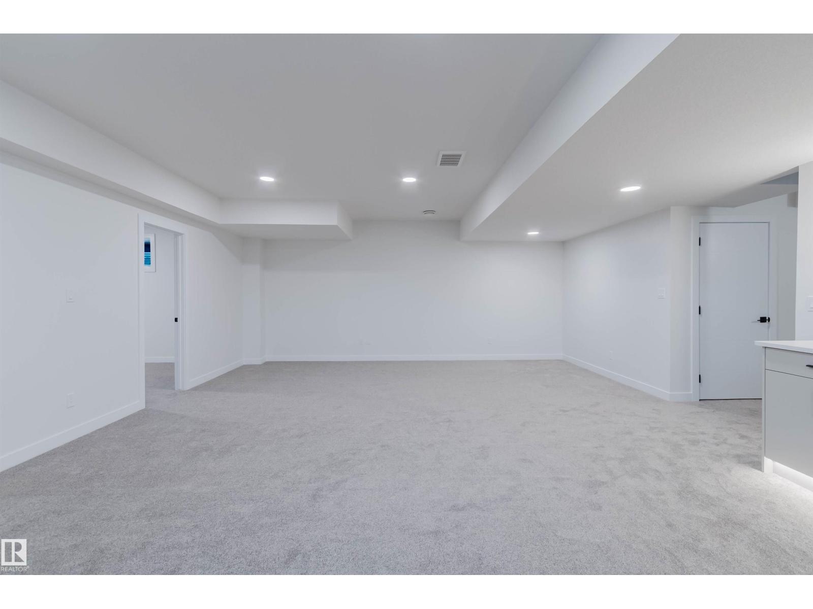 213 EDGEMONT GR NW