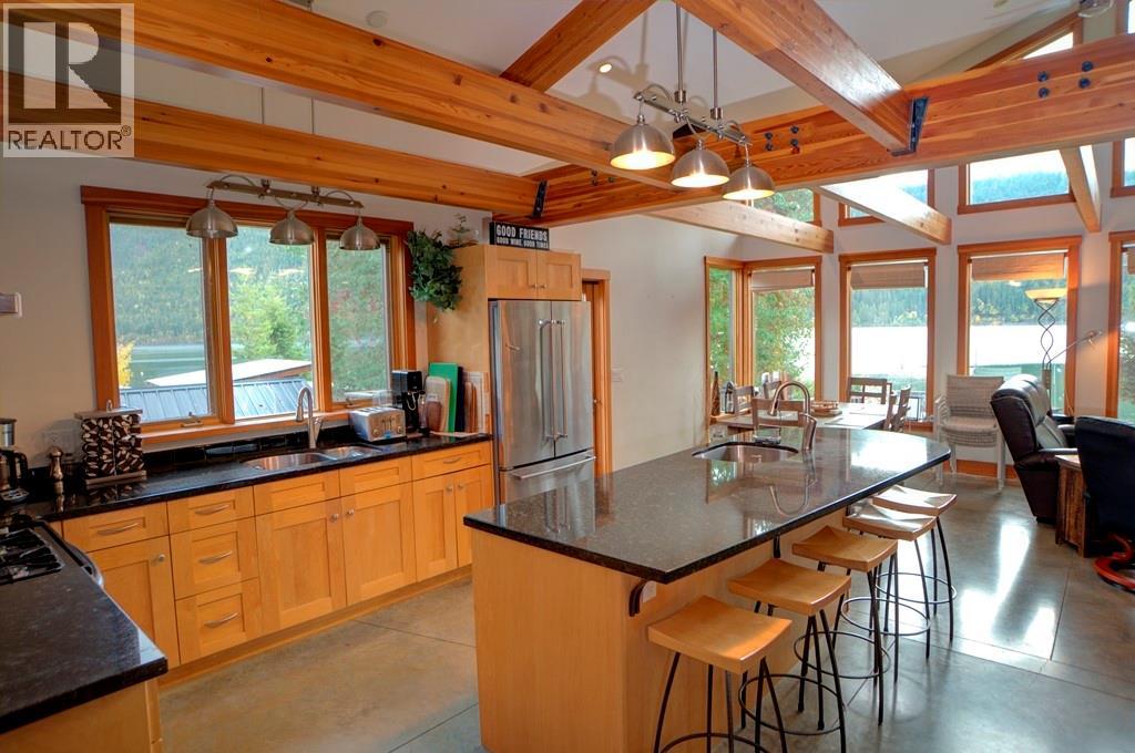 4662 Crescent Road, Nelson, British Columbia  V1L 6N3 - Photo 10 - 10403456