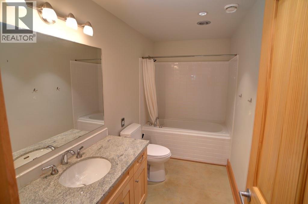 4662 Crescent Road, Nelson, British Columbia  V1L 6N3 - Photo 26 - 10403456