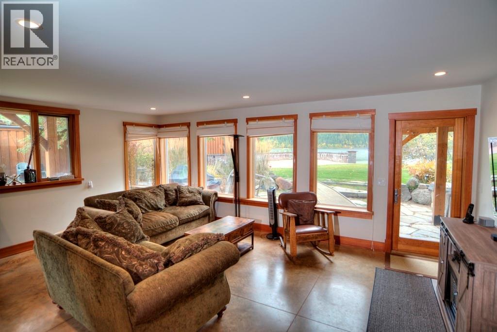 4662 Crescent Road, Nelson, British Columbia  V1L 6N3 - Photo 24 - 10403456