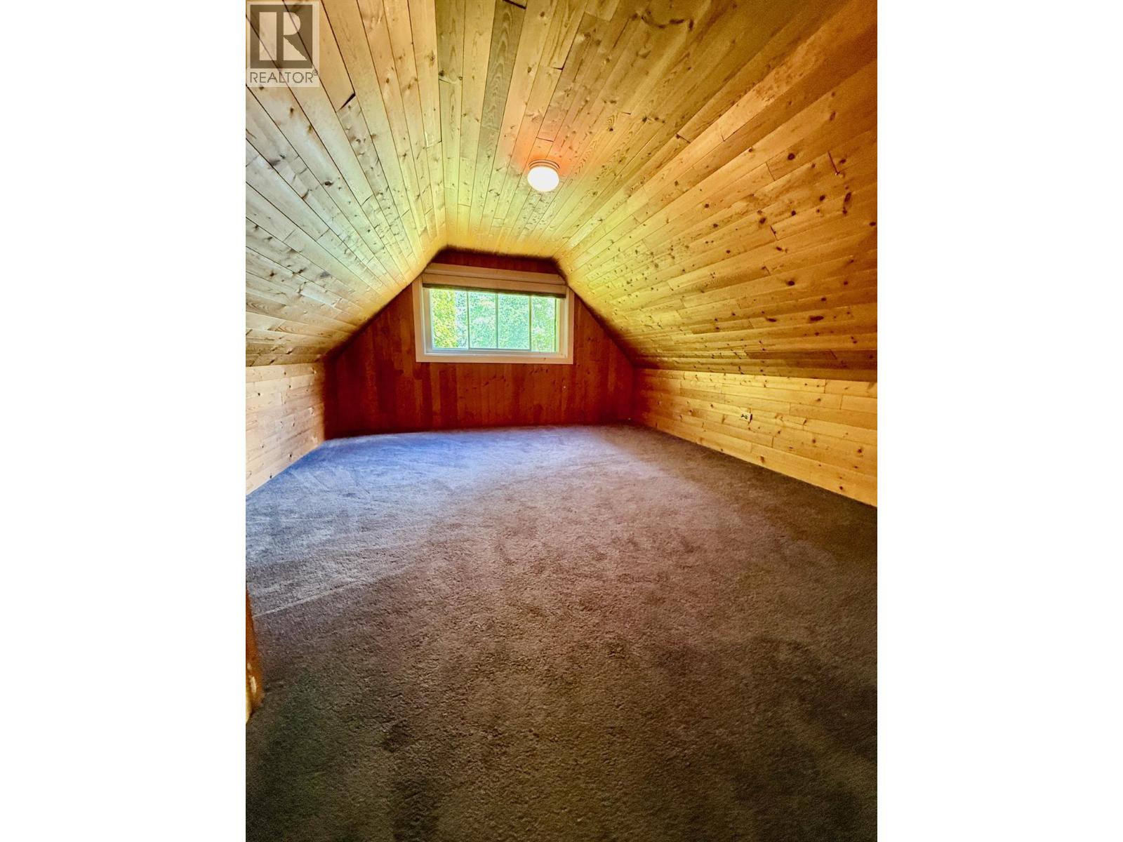 4019 Saunders Road, Passmore, British Columbia V0G 2J0 - Photo 25 - 10403794