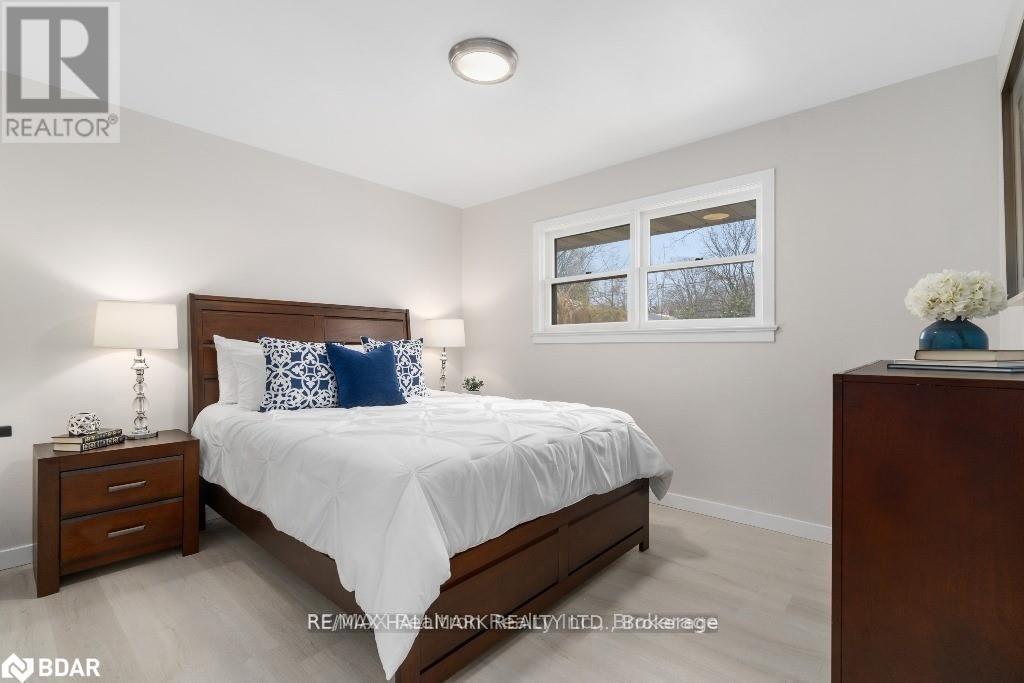 89 North St West (Main Floor Only) Street N, Orillia, Ontario  L3V 3S7 - Photo 7 - S13791872