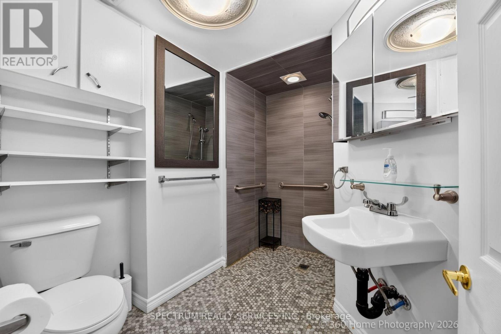 37 Newlin Crescent, Toronto, Ontario  M3L 1X5 - Photo 27 - W14087080