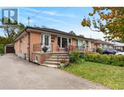 37 NEWLIN CRESCENT, Toronto, Ontario