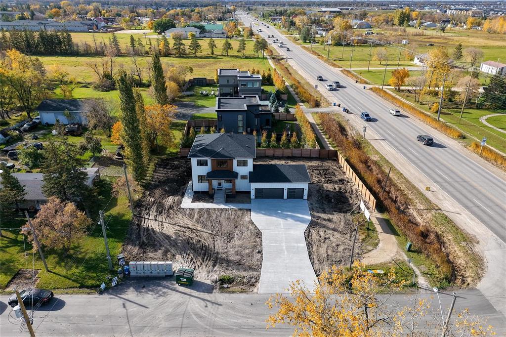 350 Hiawatha Avenue, West St Paul, Manitoba  R4A 1A3 - Photo 3 - 202625231