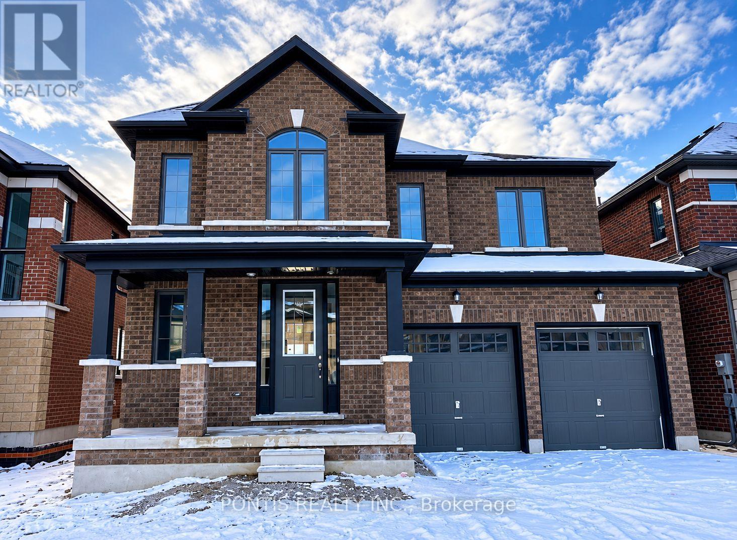 11 CORLEY STREET, Kawartha Lakes, Ontario
