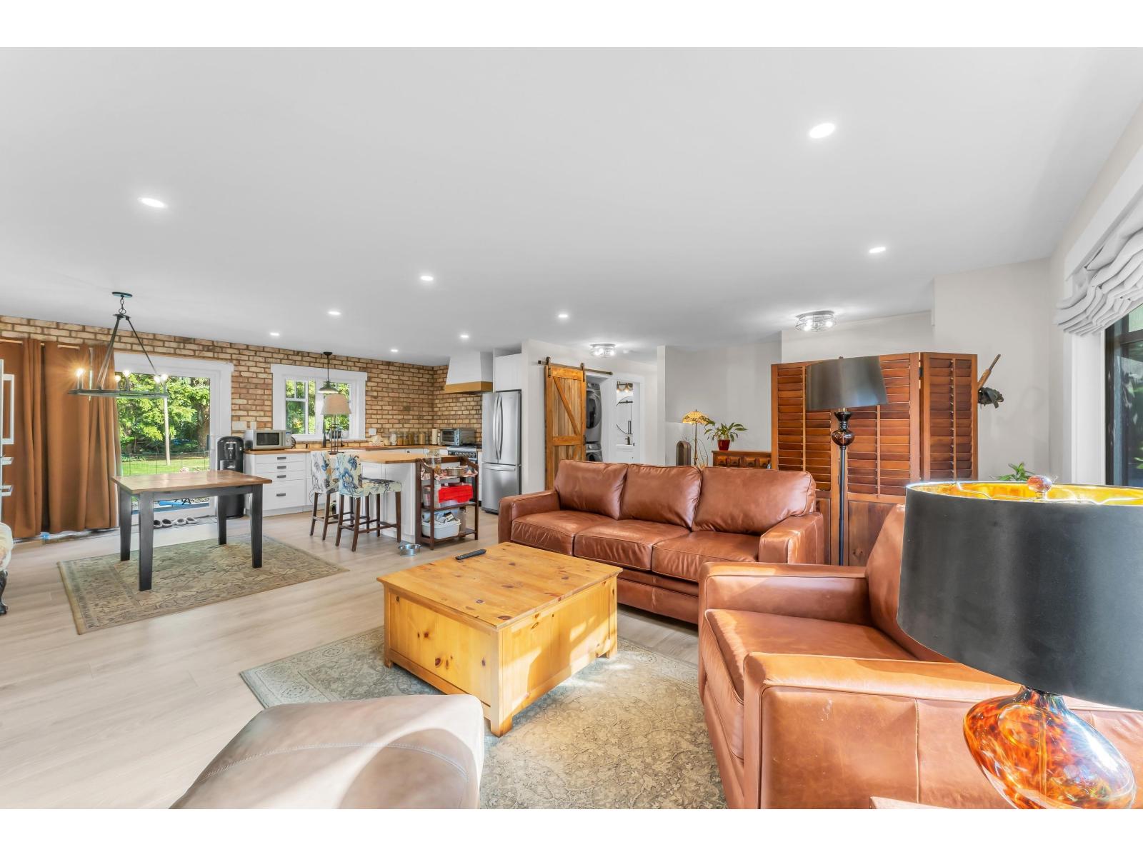 24633 56 Avenue, Langley, British Columbia  V2Z 1B9 - Photo 5 - R3176087