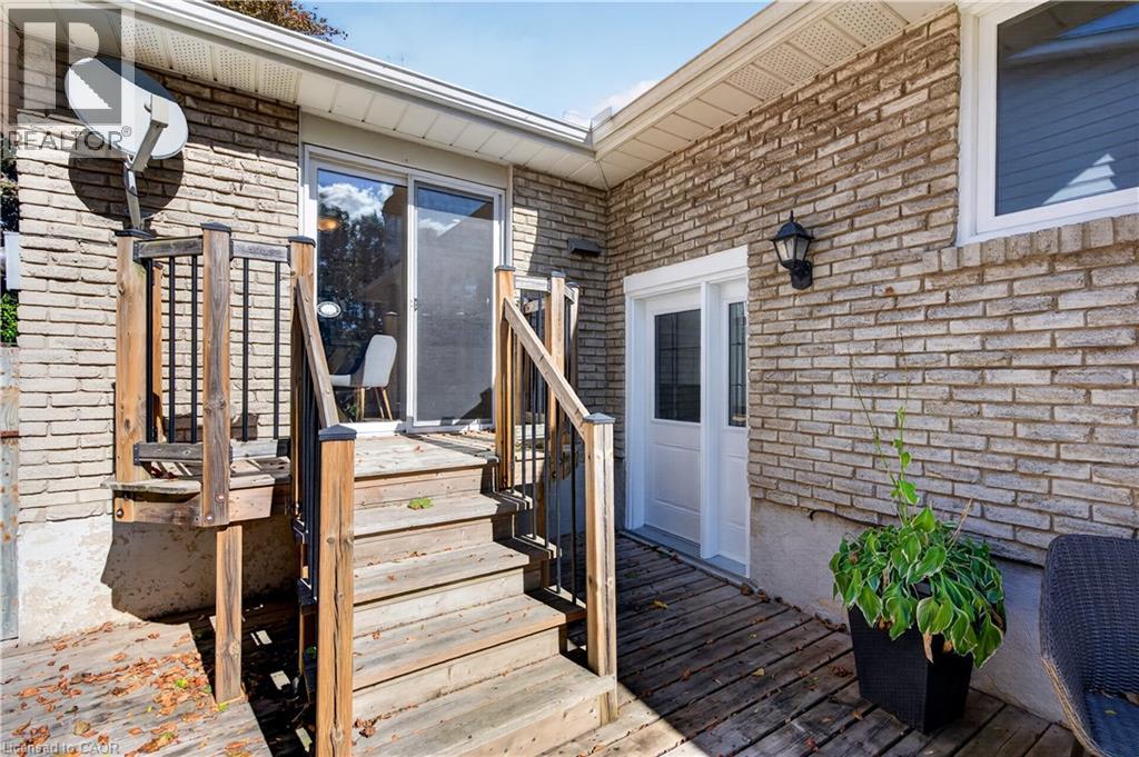 7 Fern Avenue, Waterdown, Ontario  L0R 2H6 - Photo 43 - 40869253