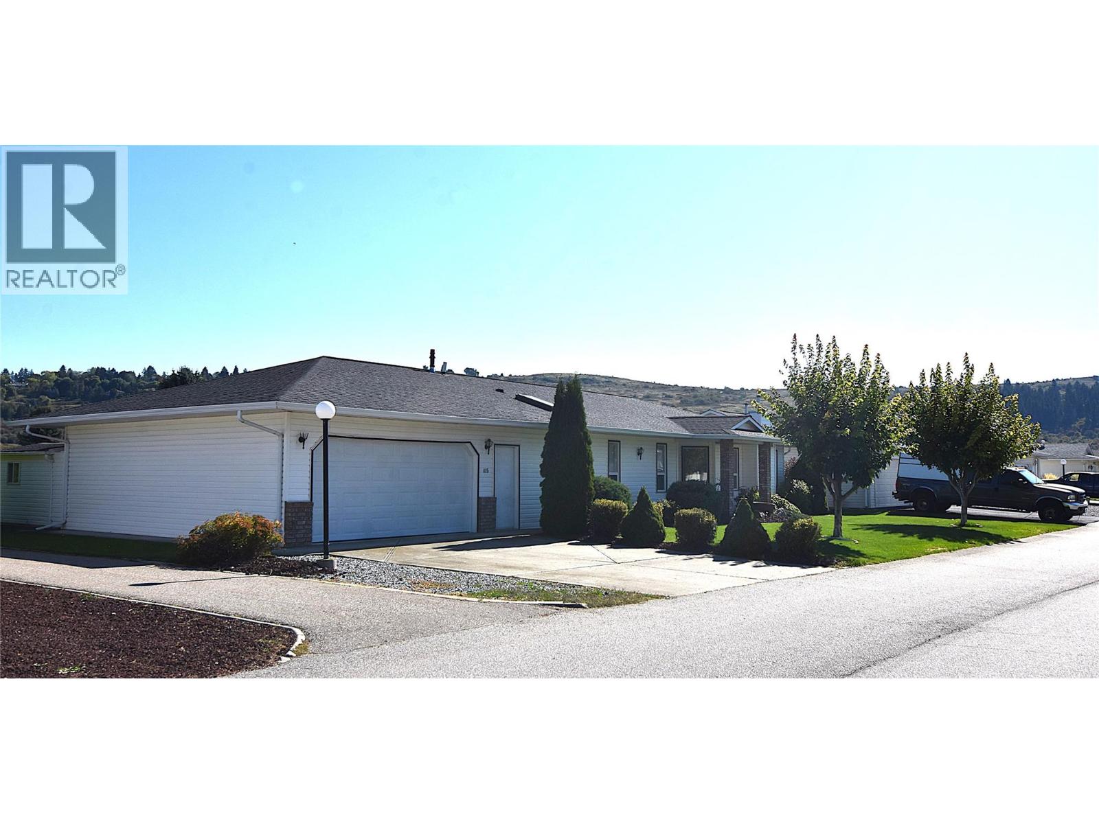 415 4 Street, Vernon, British Columbia  V1H 1Z1 - Photo 5 - 10402257