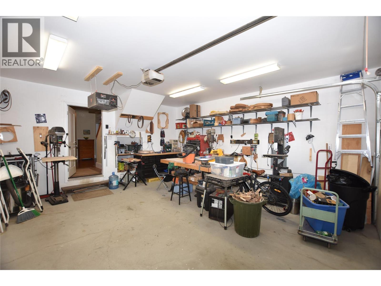 430 Hummingbird Avenue, Vernon, British Columbia  V1H 2A1 - Photo 34 - 10402702