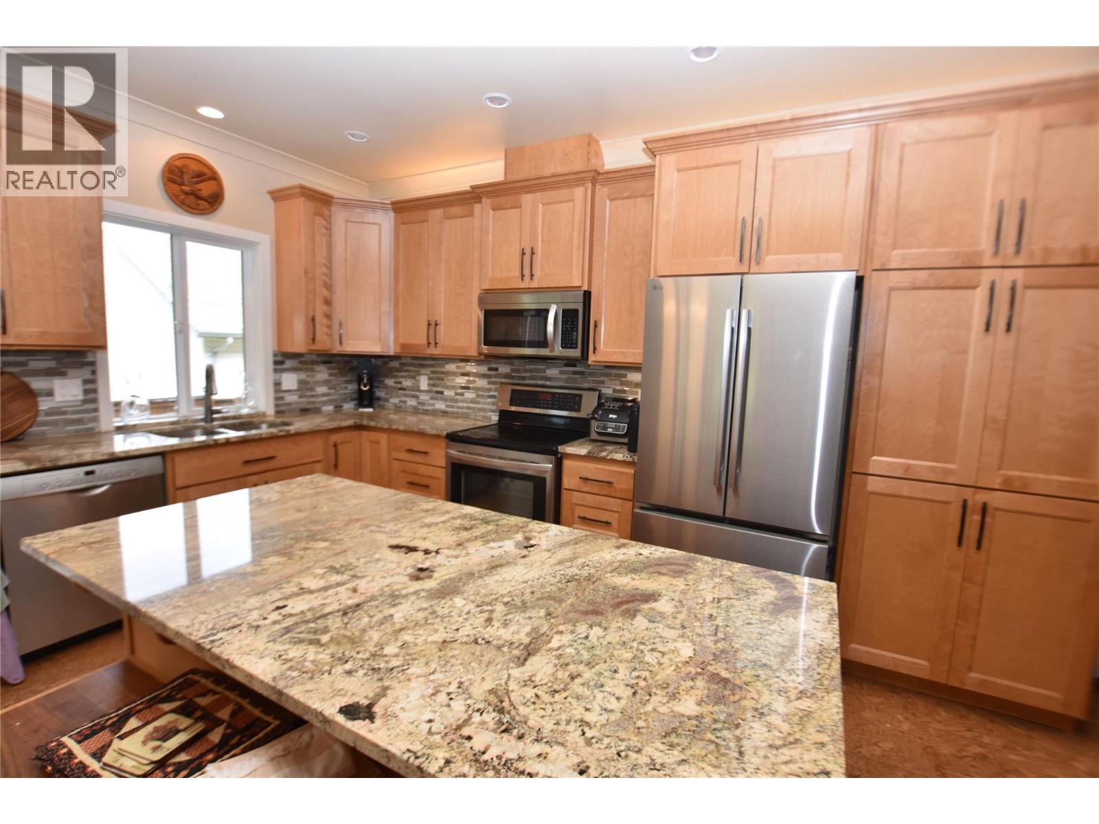 430 Hummingbird Avenue, Vernon, British Columbia  V1H 2A1 - Photo 11 - 10402702