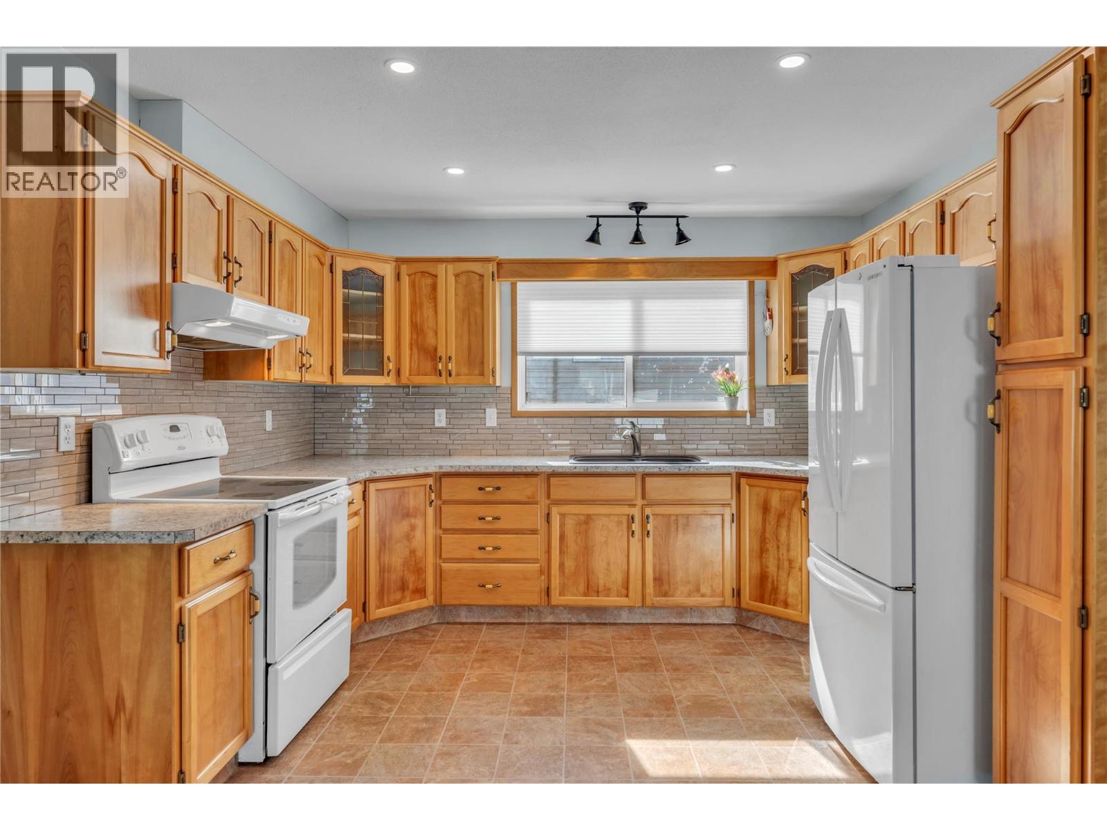 3412 South Main Street Unit# 107, Penticton, British Columbia  V2A 5J6 - Photo 18 - 10403468