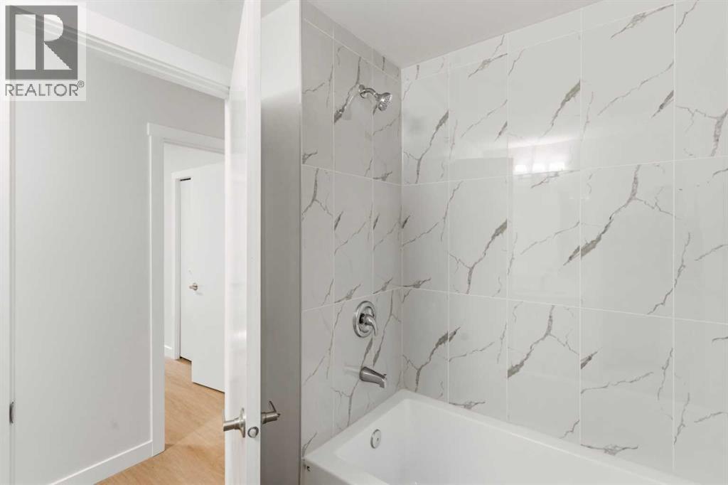 30 / 32 Dalton Bay NW, Calgary, Alberta  T3A 1H8 - Photo 16 - A2349383