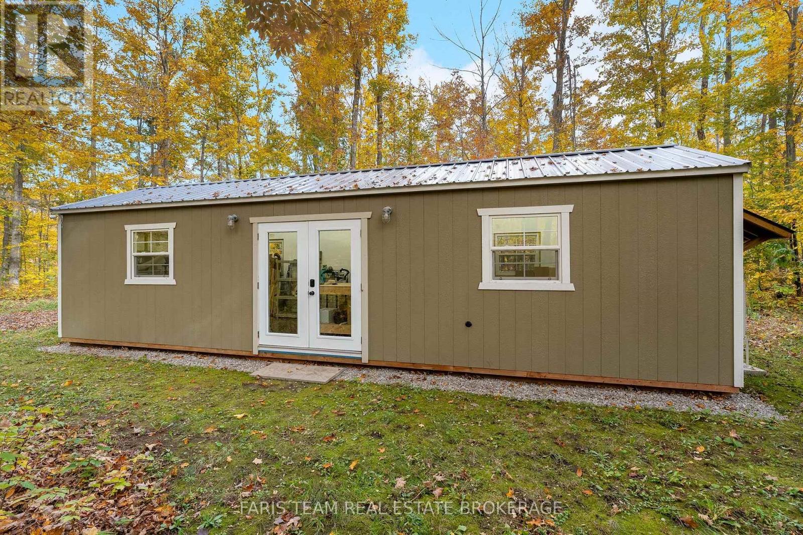 15 Scottdale Drive, Oro-Medonte, Ontario  L0L 1T0 - Photo 38 - S13866050