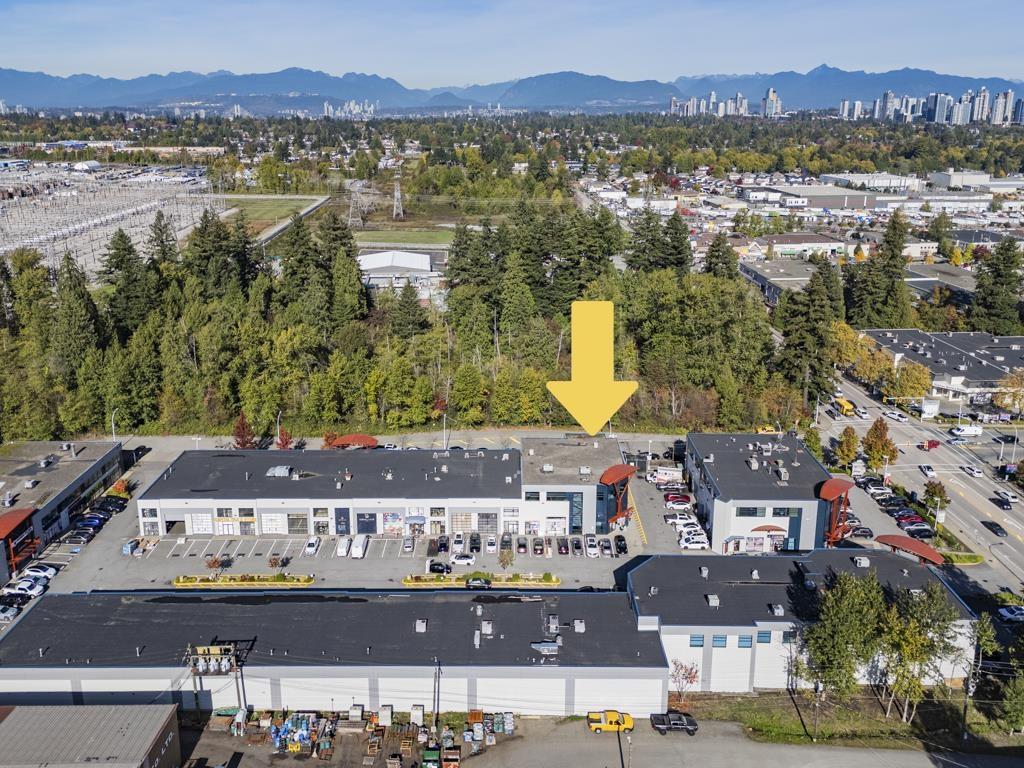 202 8381 128 Street, Surrey, British Columbia  V3W 4G1 - Photo 2 - C8082857