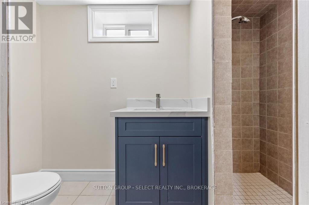 353 Dominion Street, Strathroy-Caradoc, Ontario  N7G 3G9 - Photo 30 - X14087802