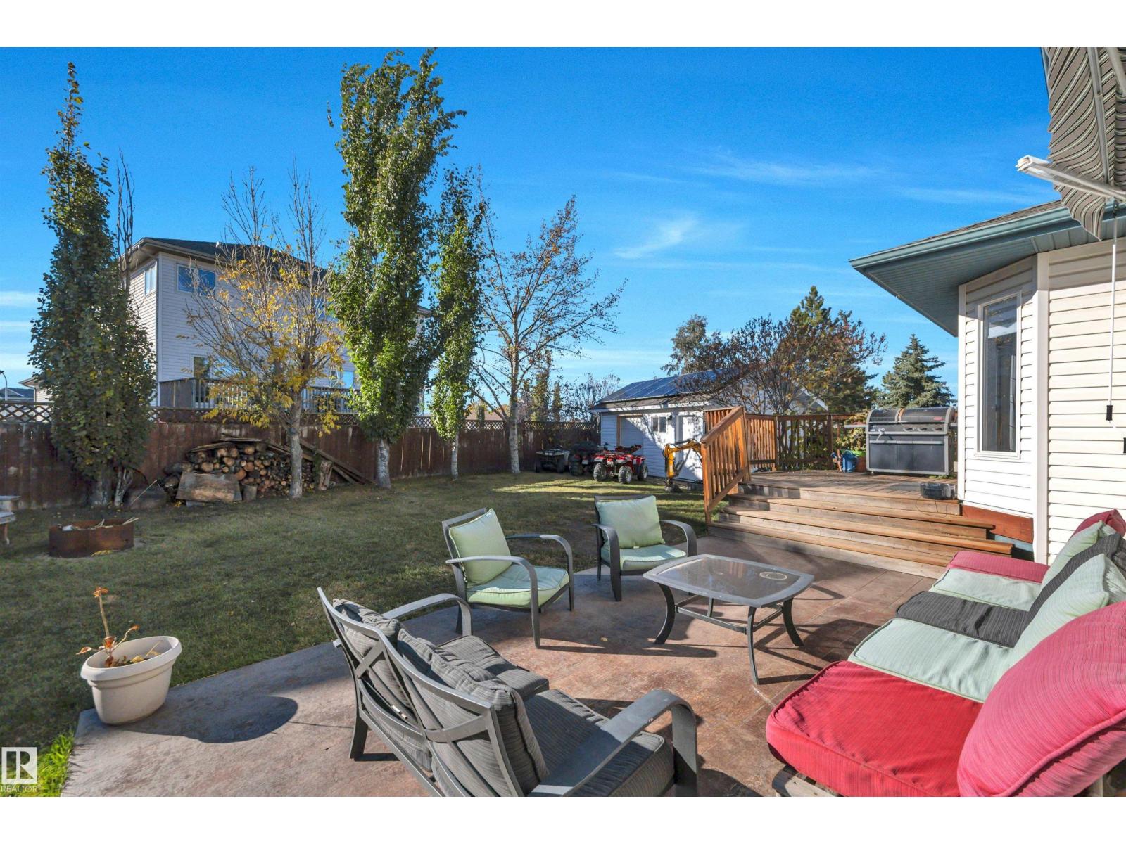 32 MOBERG RD