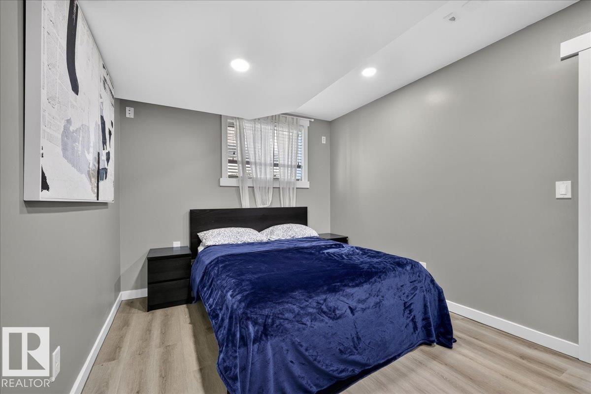 8515 19 AV SW