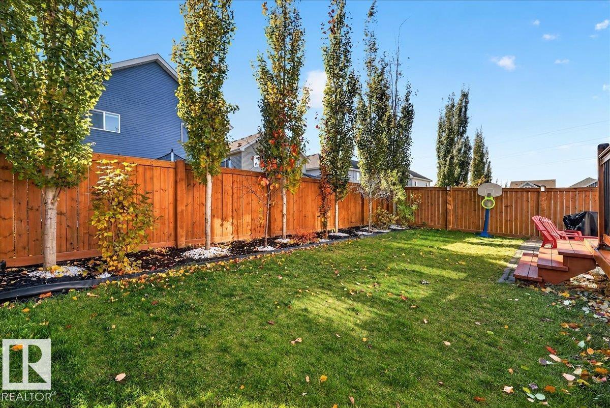8515 19 AV SW