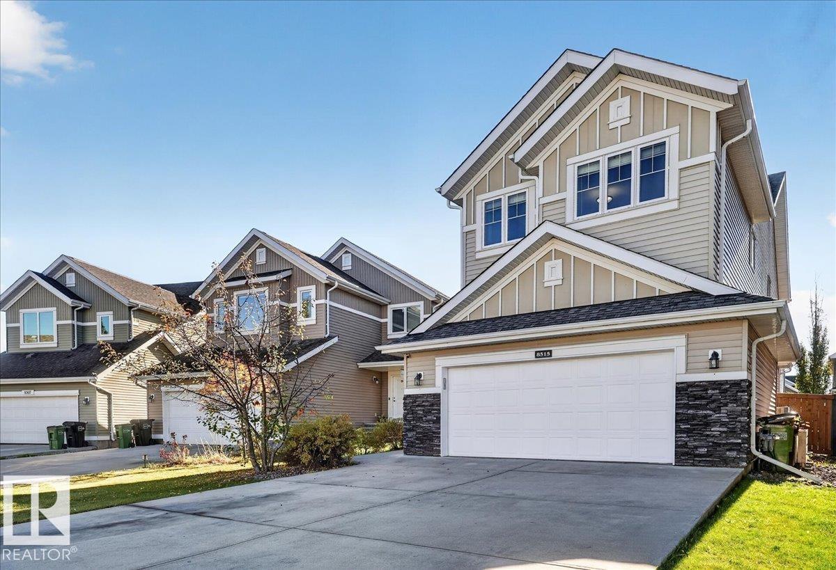 8515 19 AV SW
