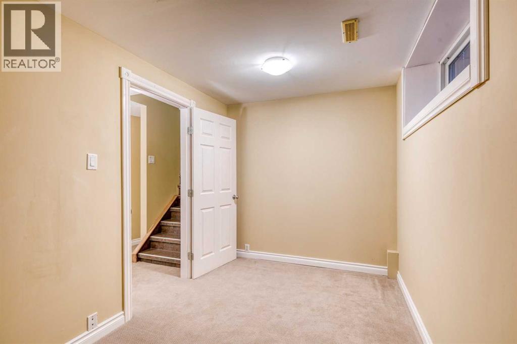 763 Cimarron Close