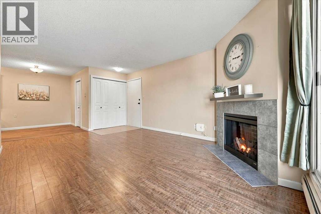 424, 6400 Coach Hill Road SW