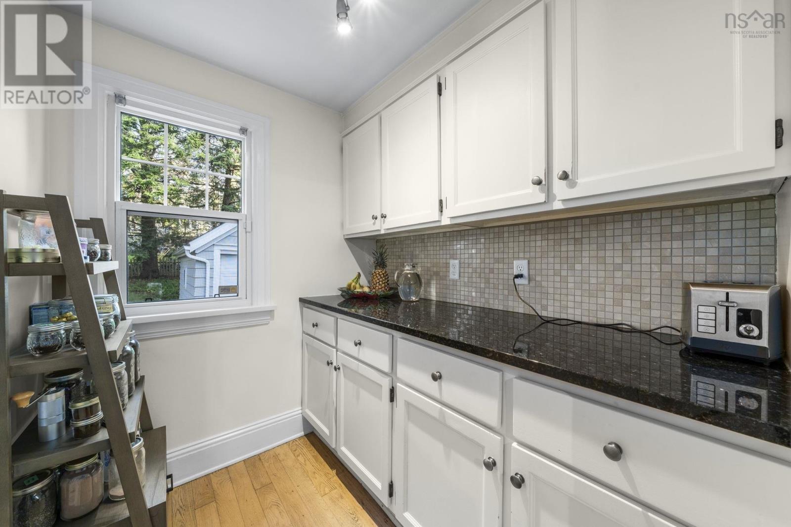 6869 Quinpool Road, Halifax, Nova Scotia  B3L 1C5 - Photo 21 - 202626038