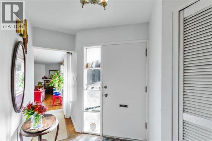 410 Hadden Drive, West Vancouver, British Columbia  V7S 1E9 - Photo 4 - R3175410