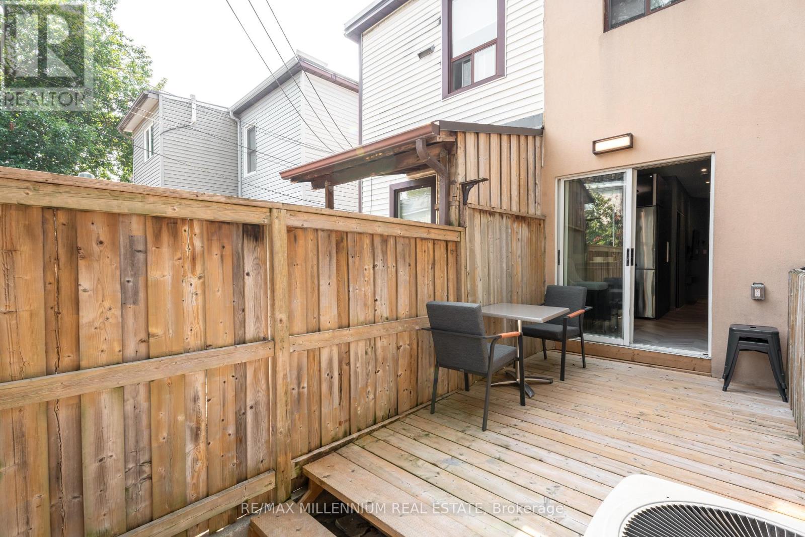 Main - 797 Pape Avenue, Toronto, Ontario  M4K 3T2 - Photo 19 - E14087810