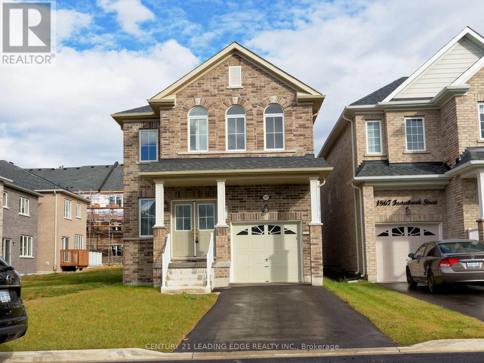 1869 FOSTERBROOK STREET N, Oshawa, Ontario