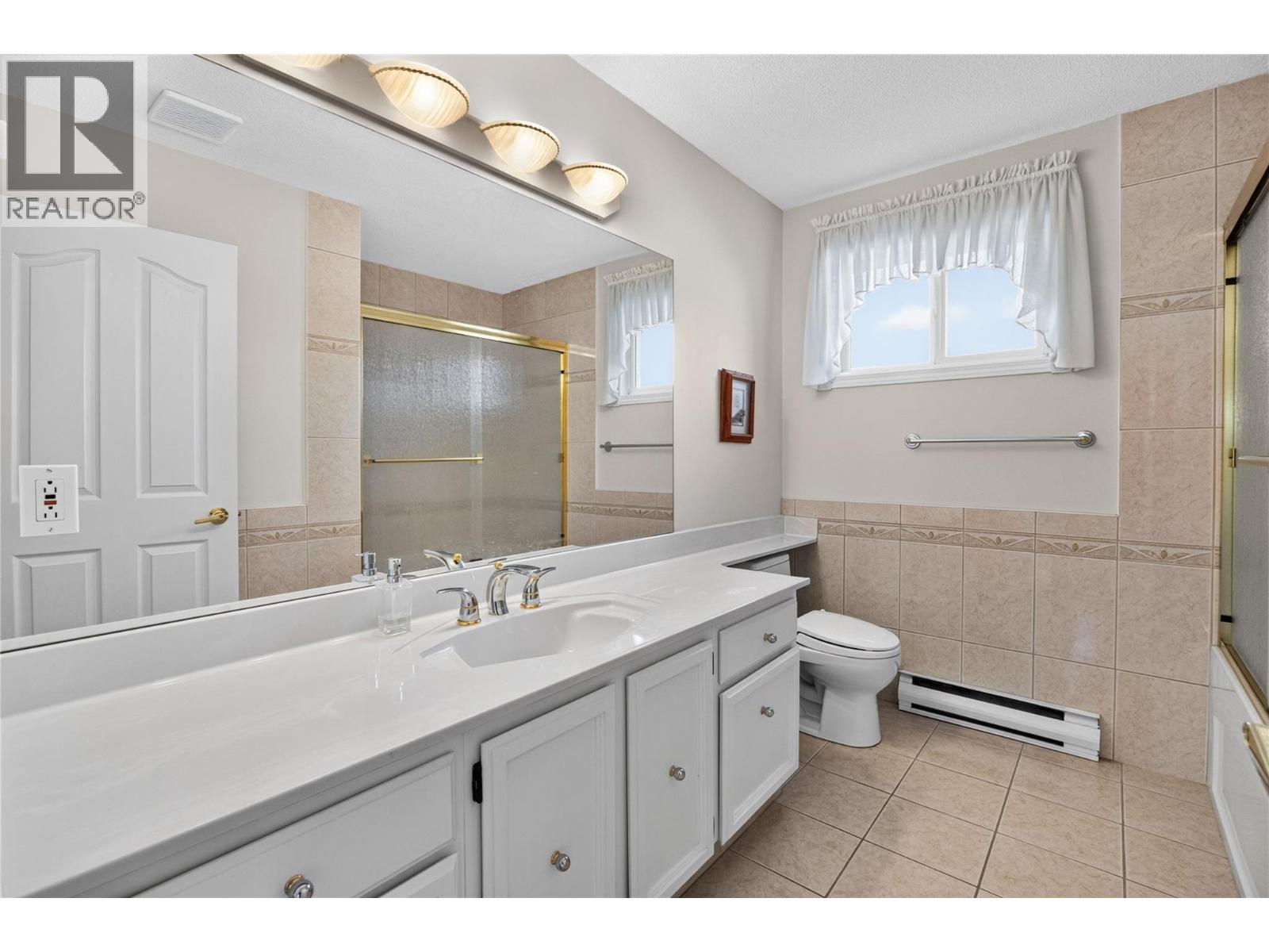 153 Yorkton Avenue, Penticton, British Columbia  V2A 3V3 - Photo 23 - 10403544