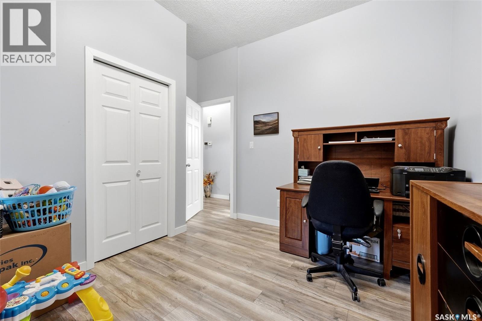 2310 Mclurg Crescent, Regina, Saskatchewan  S4V 2N5 - Photo 21 - SK051255