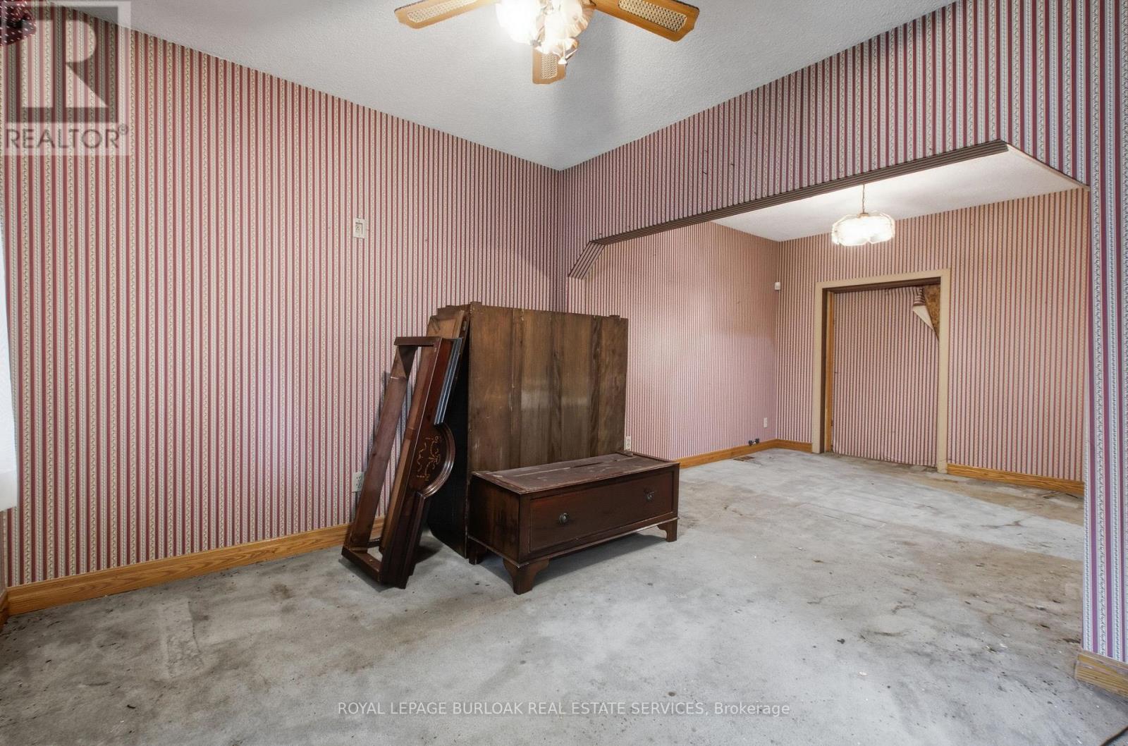 52 Craydon Avenue, Toronto, Ontario  M6M 2C7 - Photo 12 - W14087798