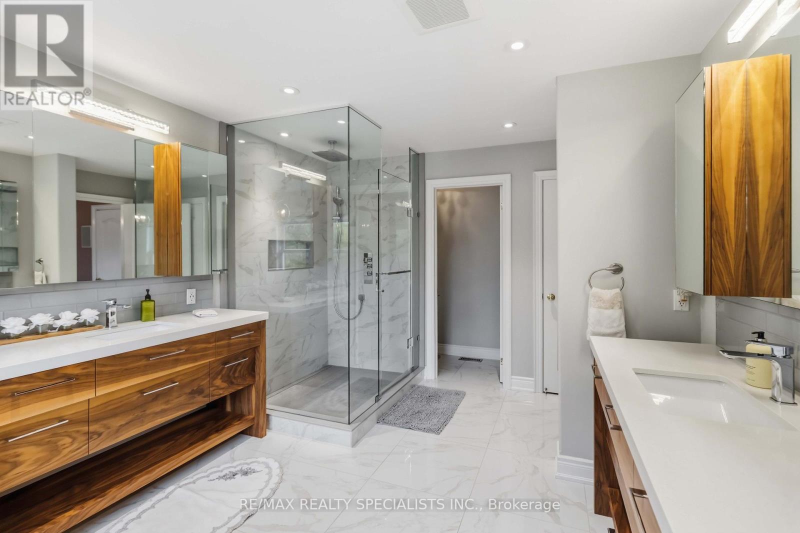 593 Renshaw Court, Mississauga, Ontario  L5H 4L7 - Photo 22 - W14087822
