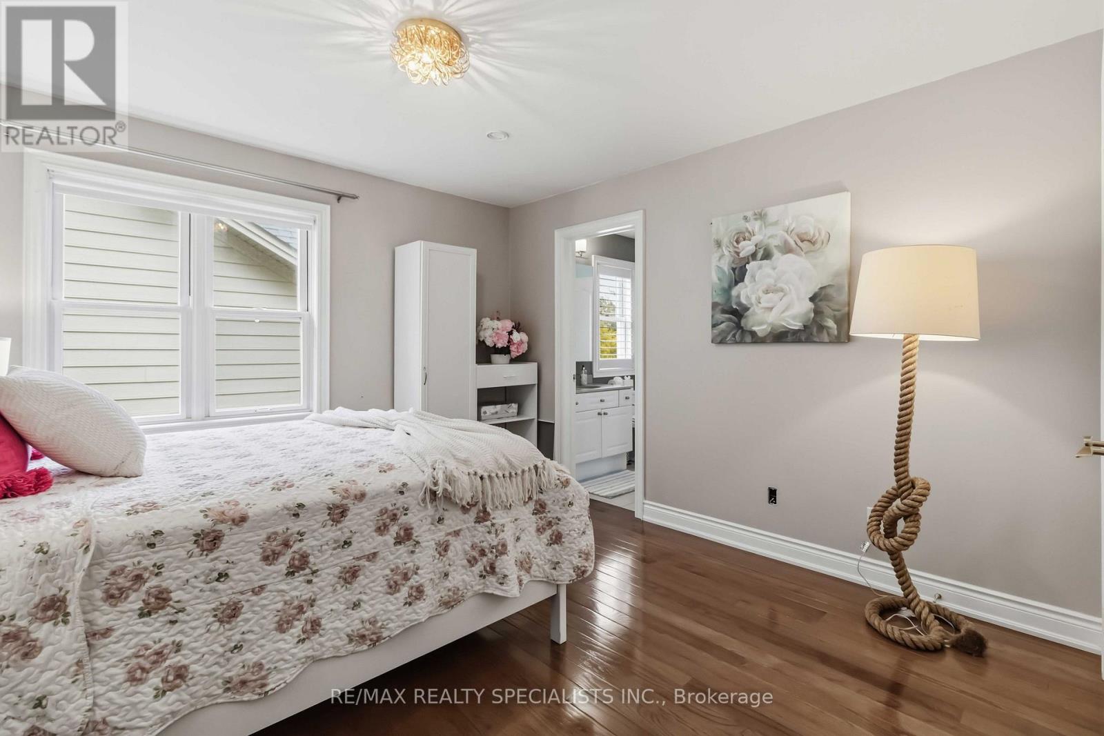 593 Renshaw Court, Mississauga, Ontario  L5H 4L7 - Photo 25 - W14087822