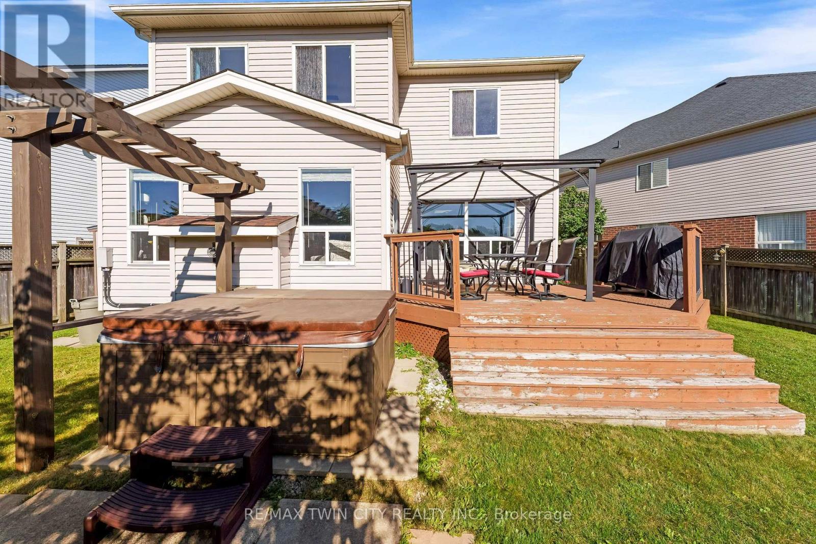 320 Brandenburg Place, Waterloo, Ontario  N2T 2Z1 - Photo 38 - X14087700