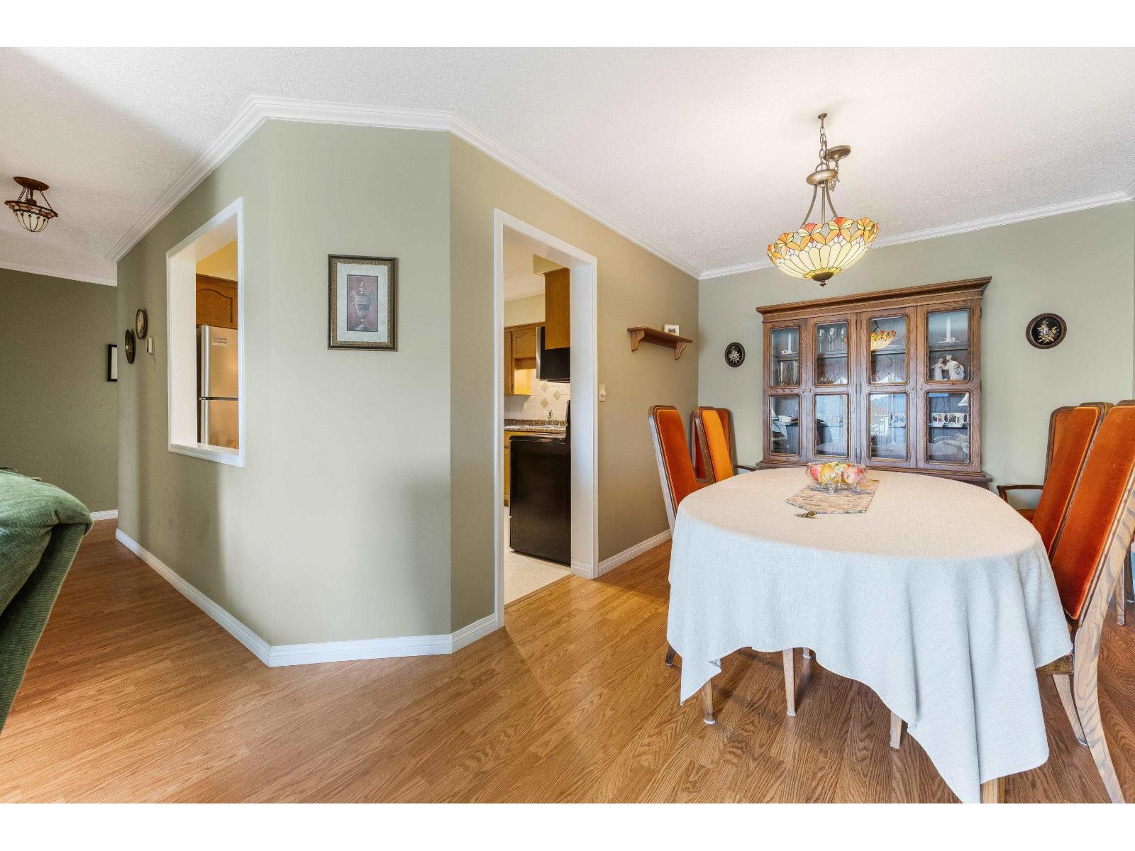 302 8725 ELM DRIVE|Chilliwack Proper South
