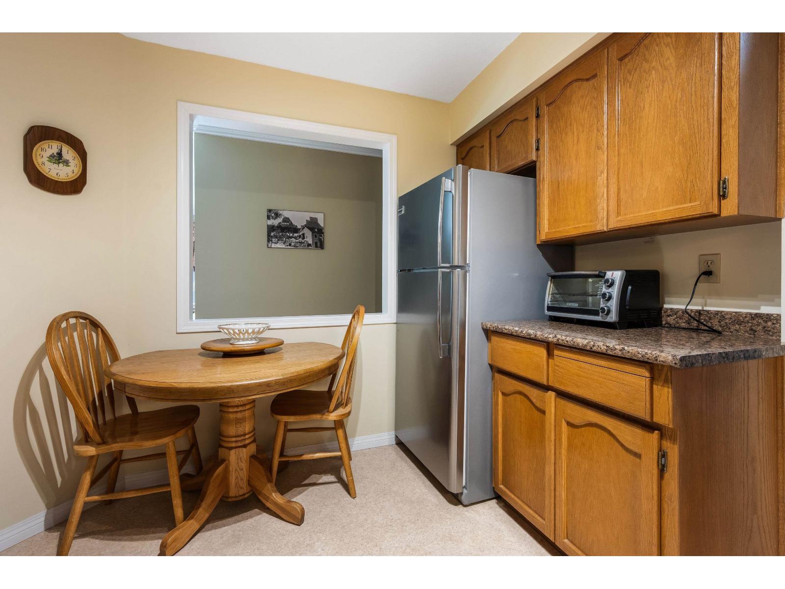 302 8725 ELM DRIVE|Chilliwack Proper South